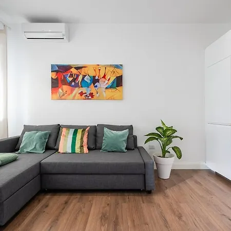 Apartment Moderno E Luminoso